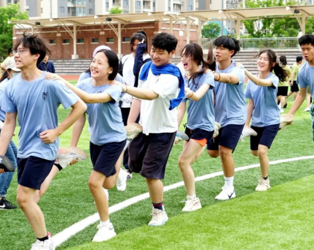 沁润每个心灵以学生为本打造高效讲堂师生结对定制学科成长方案 沁润每个心灵以学生为本打造高效讲堂师生结对定制学科成长方案